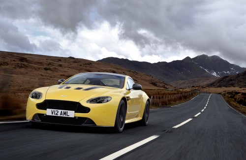 Aston Martin V12 Vantage S 