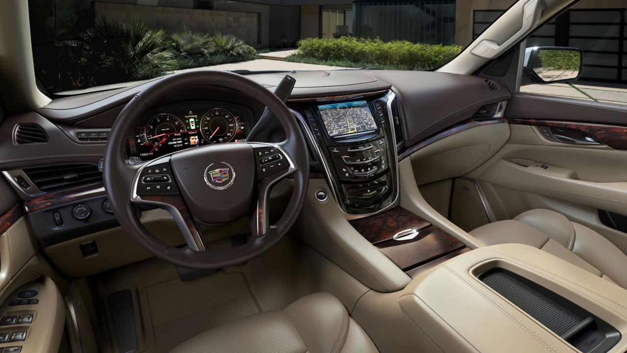 http://www.pedal.ir/wp-content/uploads/2015-Cadillac-Escalade-interior-01.jpg