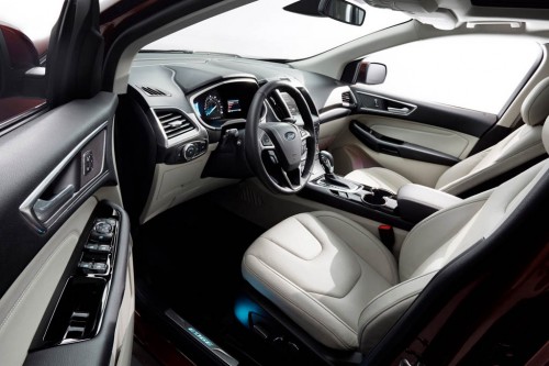 2015 Ford Edge interior
