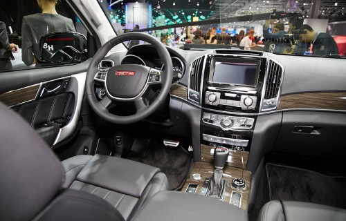 2015 Haval H9 interior