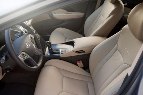 2015 Hyundai Azera Interior