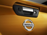 2015 Nissan Navara Pickup badge