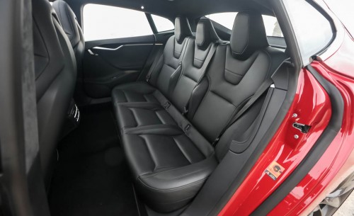 2015 Tesla Model S P85D Interior