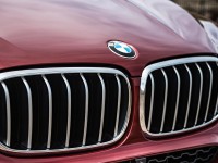 2015-bmw-x6-m50d-euro-spec-grille-and-badge