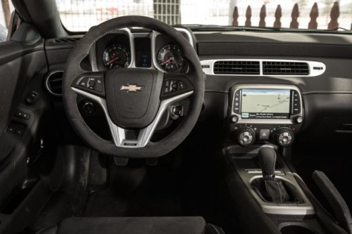 2015-chevrolet-camaro-ss-1le-cockpit