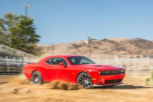 2015-dodge-challenger-rt-scat-pack-front-three-quarter-in-motion