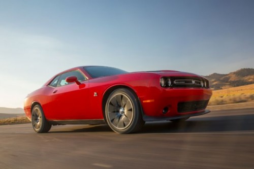 2015-dodge-challenger-rt-scat-pack-front-three-quarter-in-motion