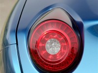 2015-ferrari-california-t-taillight