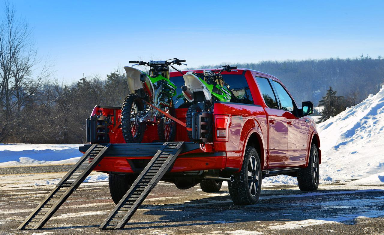 http://www.pedal.ir/wp-content/uploads/2015-ford-f-150-photo-6.jpg