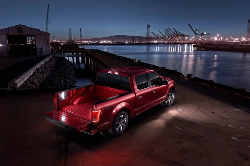 2015-ford-f-150-side-mirror-spotlights