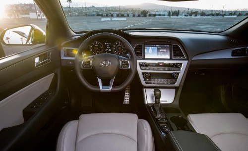 2015 Hyundai Sonata Sport 2.0T Interior