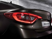 2015-hyundai-sonata-taillights