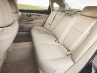 2015 Infiniti Q70L Interior