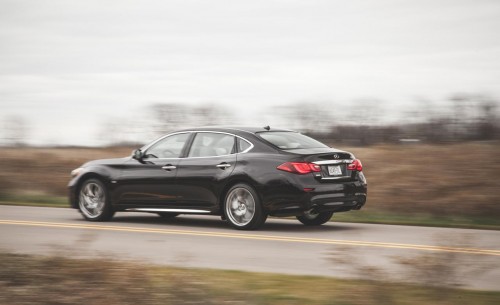 2015 Infiniti Q70L AWD