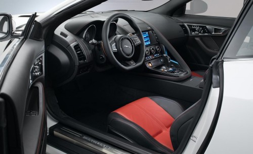  Jaguar F-type R coupe Interior