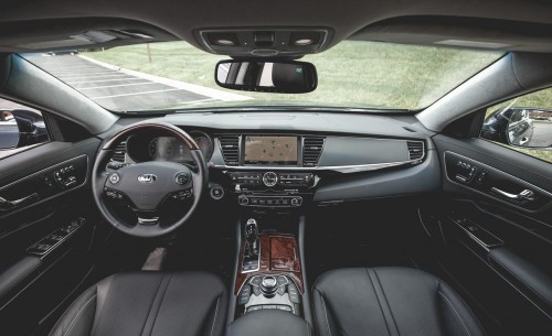 2015-kia-k900-interior