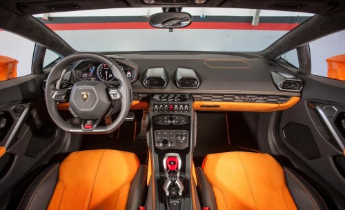 2015 Lamborghini Huracan LP610-4 Interior