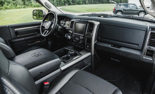 2015 Dodge Ram 1500 R/T Interior
