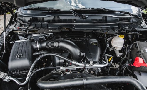 2015 Dodge Ram 1500 R/T V8 Engine