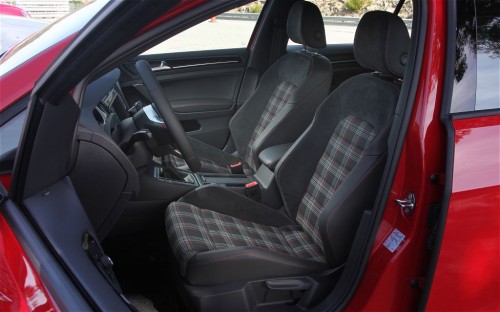 2015 Volkswagen GTI interior