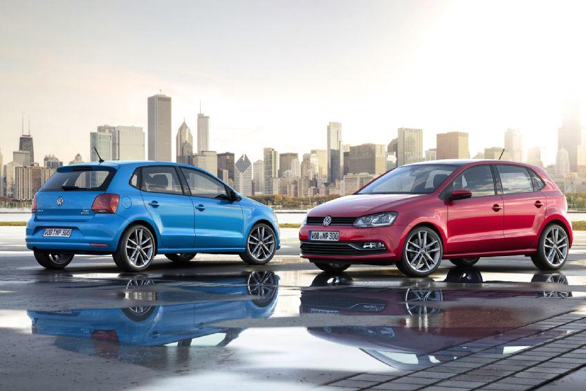2015-volkswagen-polo-rear-and-front-view