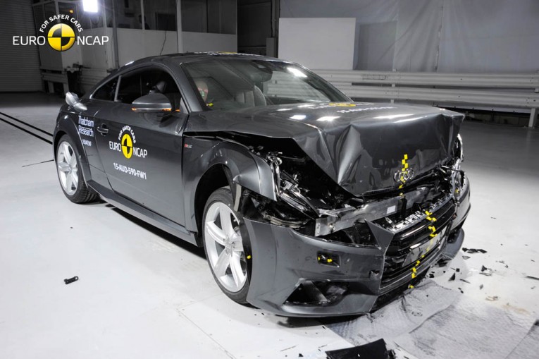 2015 Audi TT EuroNCAP Crash Test