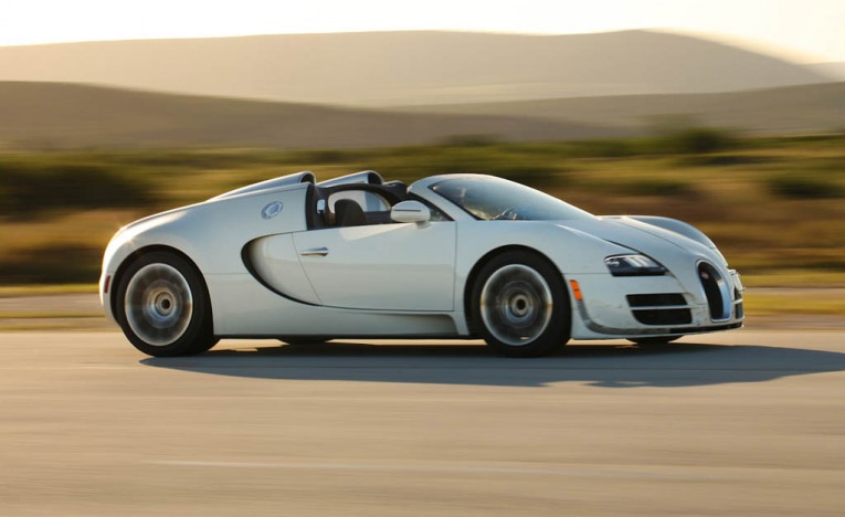 Bugatti-Sitting-on-40-Veyrons-Wont-Go-Forward-with-New-Car-Until-It-Sells-Them-All-PLACEMENT