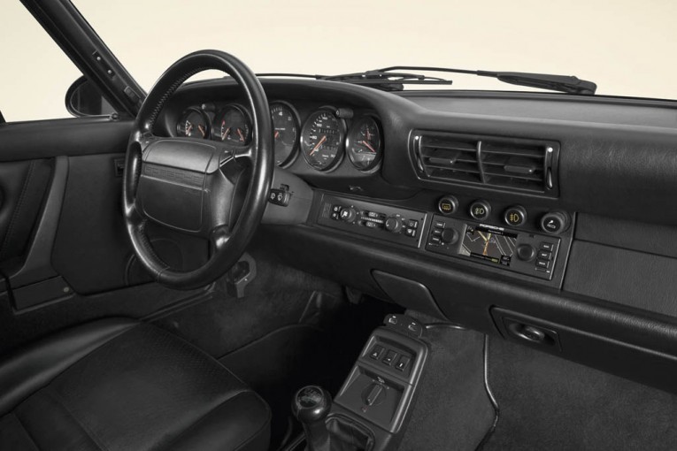 Porsche-Classic-navigation-radio