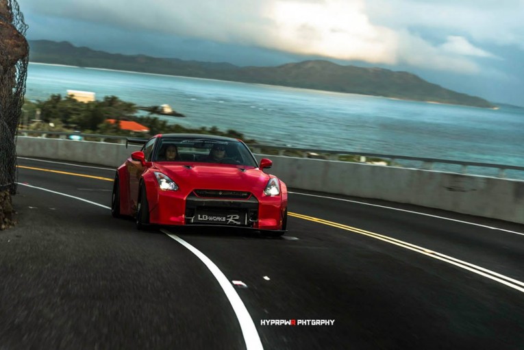 Nissan GT-R