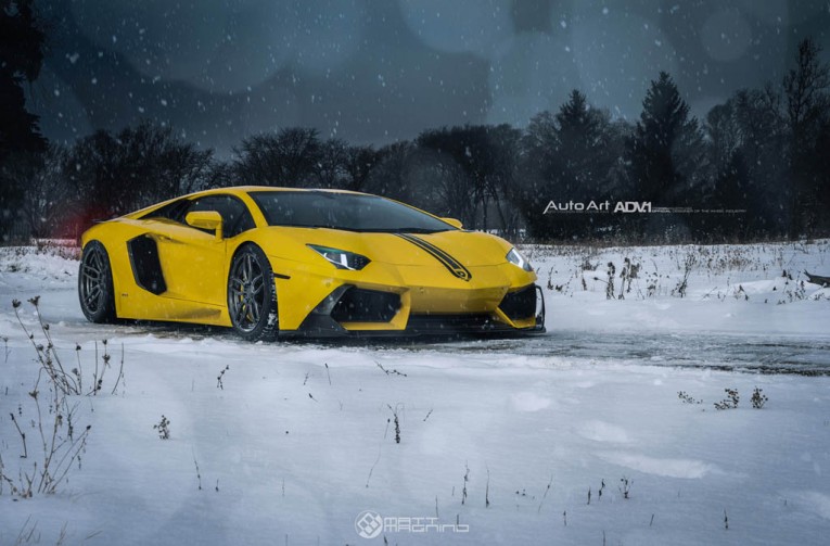 Lamborghini Aventador Snow ADV.1