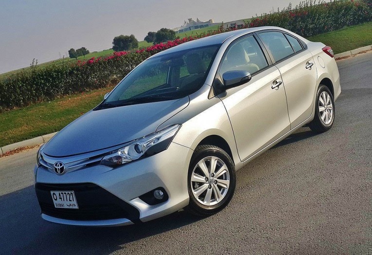 Toyota Yaris sedan 2014