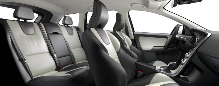 2015 Volvo XC60 T6 interior