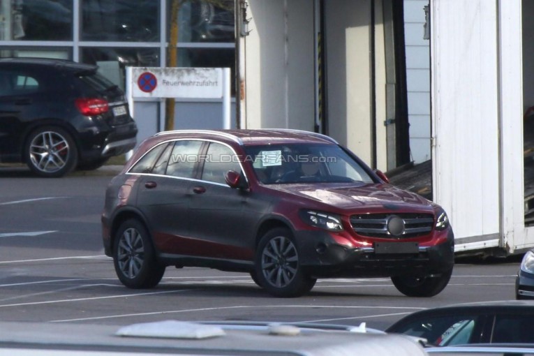2016 Mercedes GLC spy photo