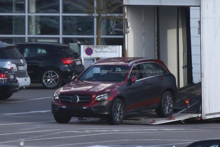 2016 Mercedes GLC spy photo