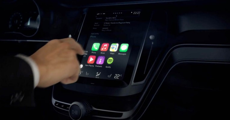 Apple CarPlay