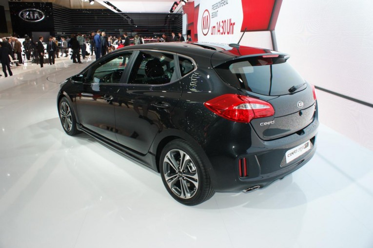 Kia cee'd GT Line at 2015 Geneva Motor Show