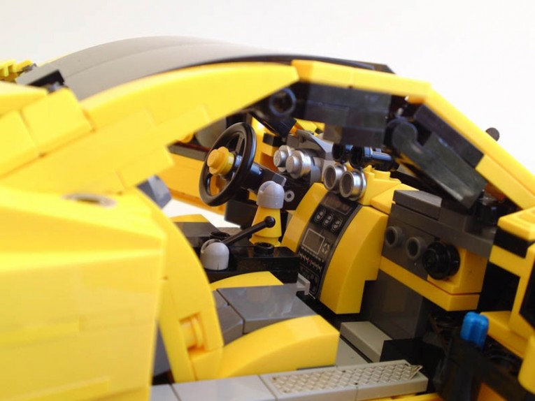 Lego Pagani Zonda interior
