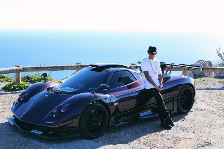 Lewis Hamilton Pagani Zonda 