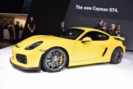 Porsche Cayman GT4 at 2015 Geneva Motor Show