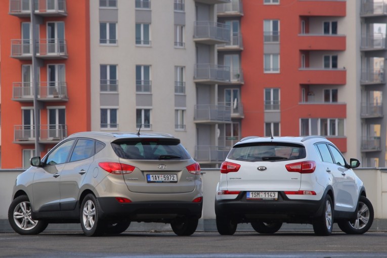 ix35 vs kia sportage