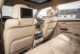2015 Lexus LX570 Interior