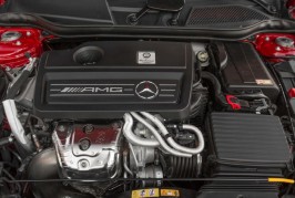 2015-mercedes-benz-gla45-amg-engine