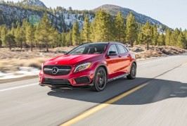 2015-mercedes-benz-gla45-amg-front-three-quarter-in-motion-02