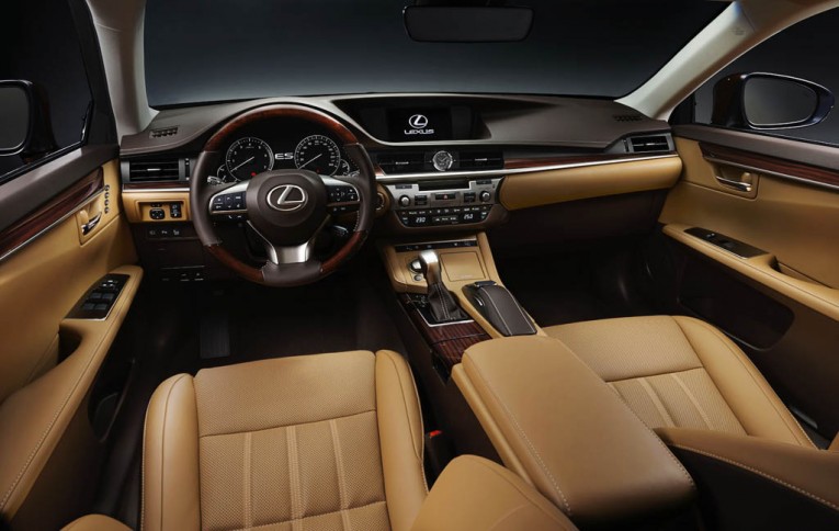 Lexus ES 2015