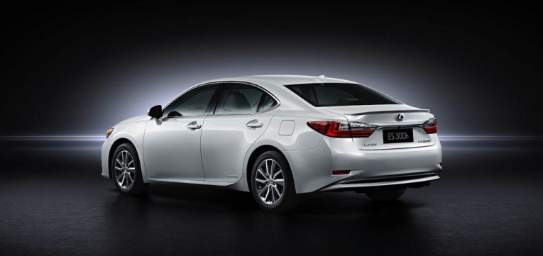 Lexus ES 300h 2015