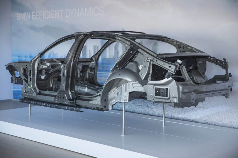 2016 BMW 7-Series multi-material construction