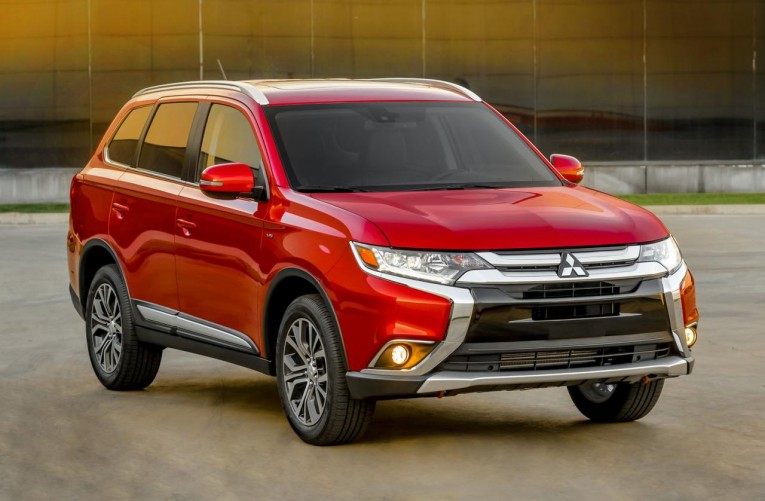 2016 Mitsubishi Outlander facelift