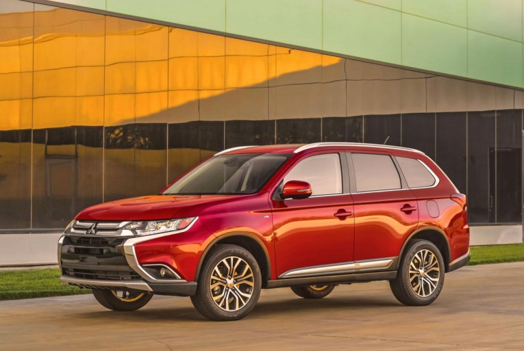 2016 Mitsubishi Outlander facelift