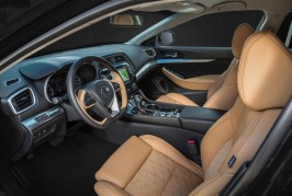 2016 Nissan Maxima Interior