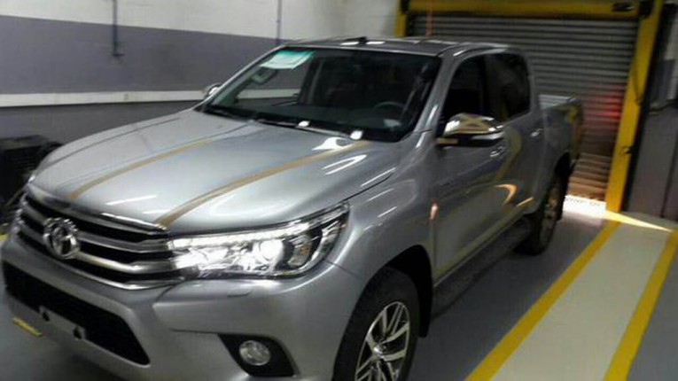 2016 Toyota Hilux Spyphoto